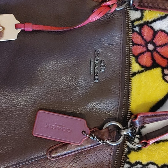 Slightly used Coach bag Snakeskin purple - Picture 2 of 6